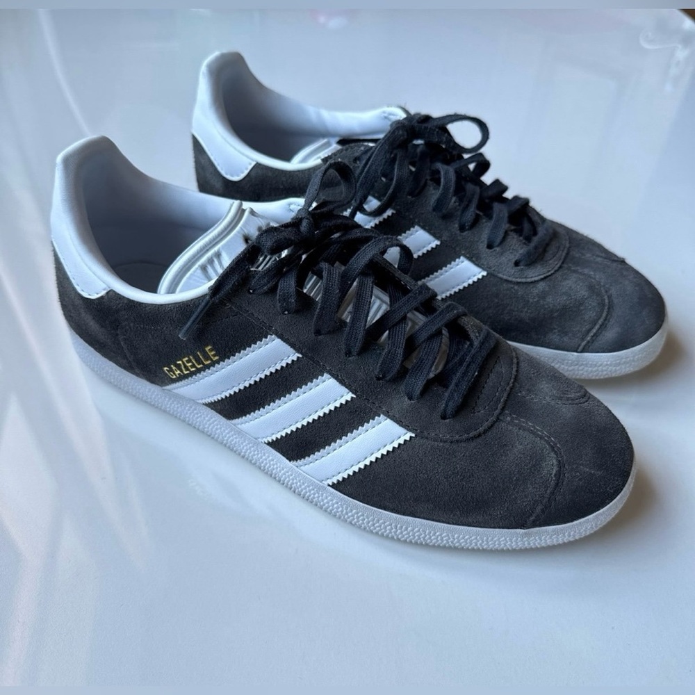 Adidas Gazelle Grey, Size 7 M/ 8W